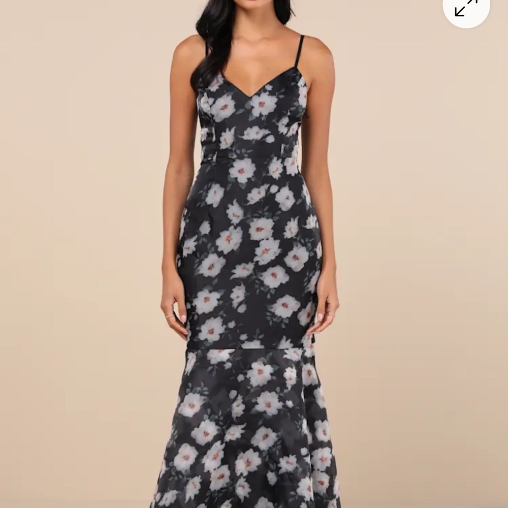 Lulus Black Floral Organza Trumpet Dress